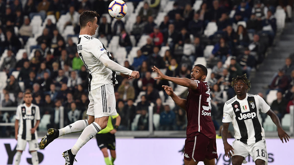 Ronaldo stellte einmal mehr seine Kopfballstärke unter Beweis Ronaldo stellte einmal mehr seine Kopfballstärke unter Beweis