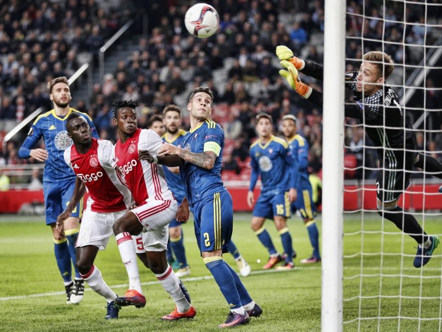 Rubén Blanco no pudo hacer nada para evitar los goles. (Foto: Getty) Rubén Blanco no pudo hacer nada para evitar los goles. (Foto: Getty)