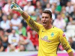 Jiri Pavlenka von Werder Bremen darf sich über eine Gehaltserhöhung freuen