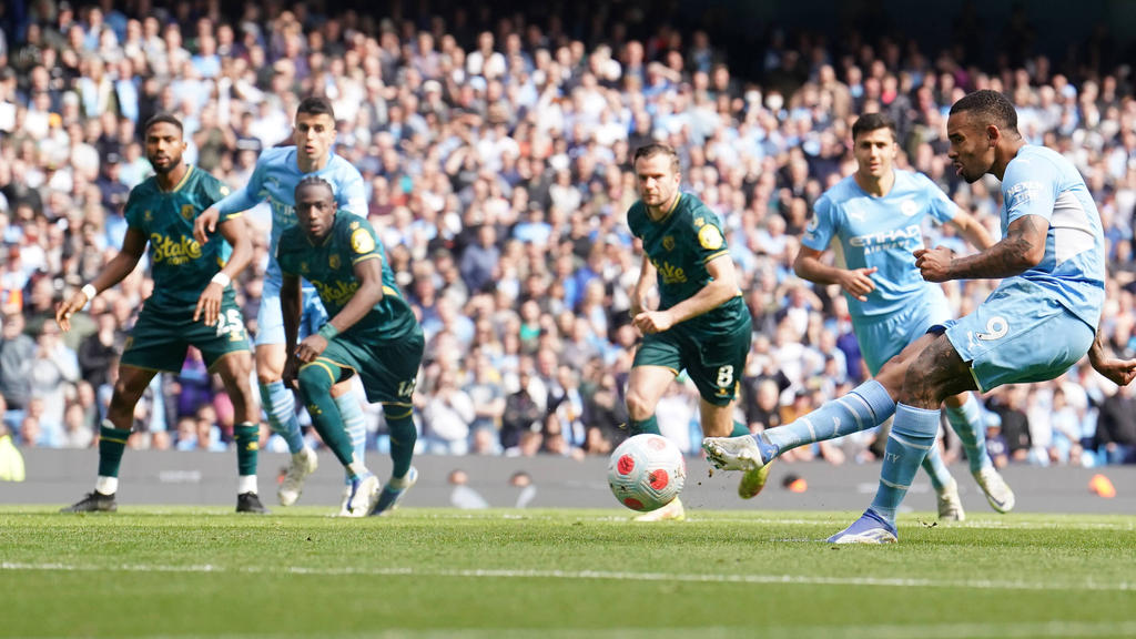 Jesus scores four as Man City crush Watford