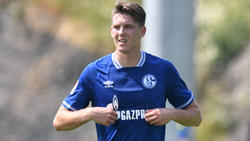 Schalke verlängert mit Flick