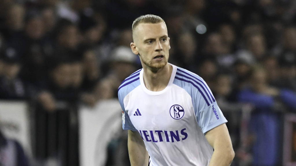 Timo Baumgartl flog bis auf Weiteres aus dem Profi-Kader des FC Schalke 04 Timo Baumgartl flog bis auf Weiteres aus dem Profi-Kader des FC Schalke 04