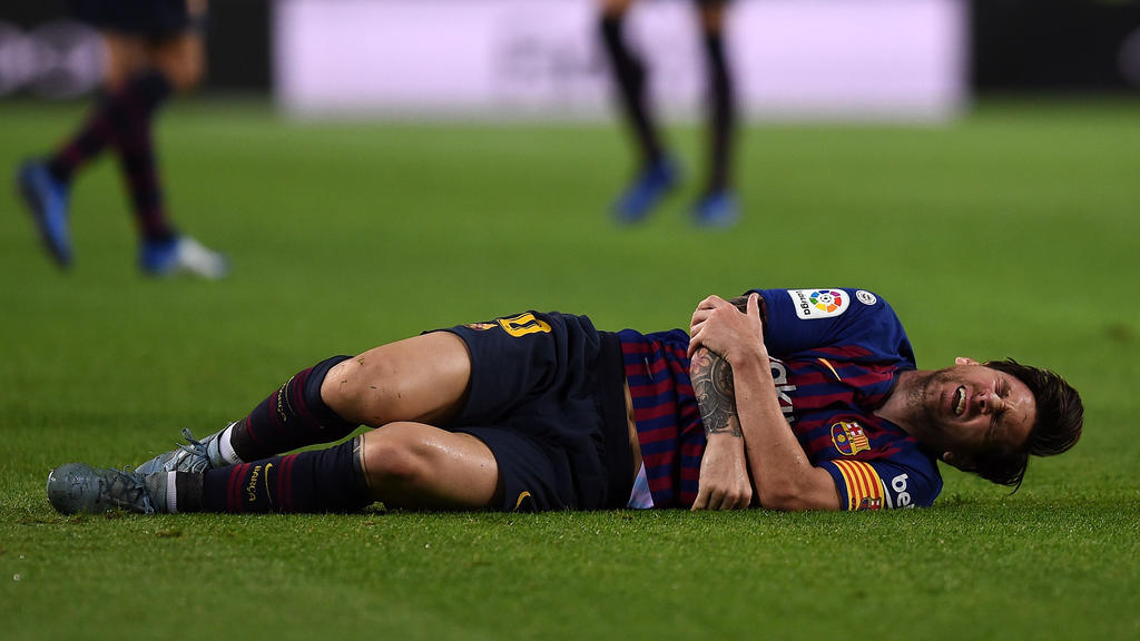 Lionel Messi verletzte sich am rechten Arm