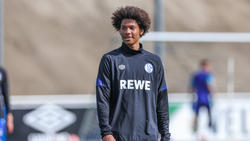 Sidi Sané trainiert beim FC Schalke 04 mit