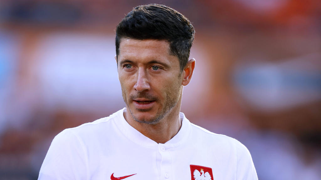 Robert Lewandowski will den FC Bayern im Sommer verlassen Robert Lewandowski will den FC Bayern im Sommer verlassen