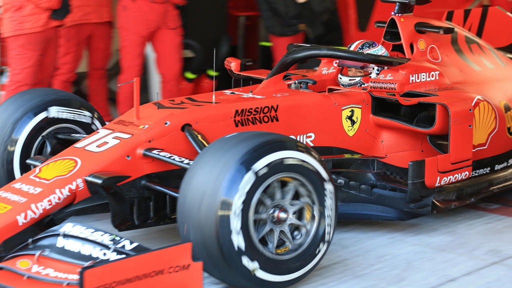 Charles Leclerc testet noch vor den offiziellen Barcelona-Tests die neuen Pneus Charles Leclerc testet noch vor den offiziellen Barcelona-Tests die neuen Pneus