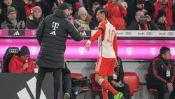 Leroy Sané (r.) gilt beim FC Bayern als Wackelkandidat für den Sommer