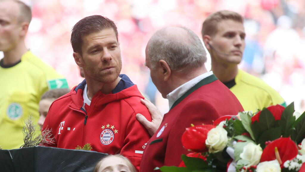 FC Bayern: Hoeneß bestätigt Interesse an Xabi Alonso