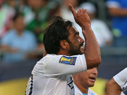 Carlos Ruíz marcó el único tanto de Guatemala ante Trinidad y Tobago. (Foto: Getty)