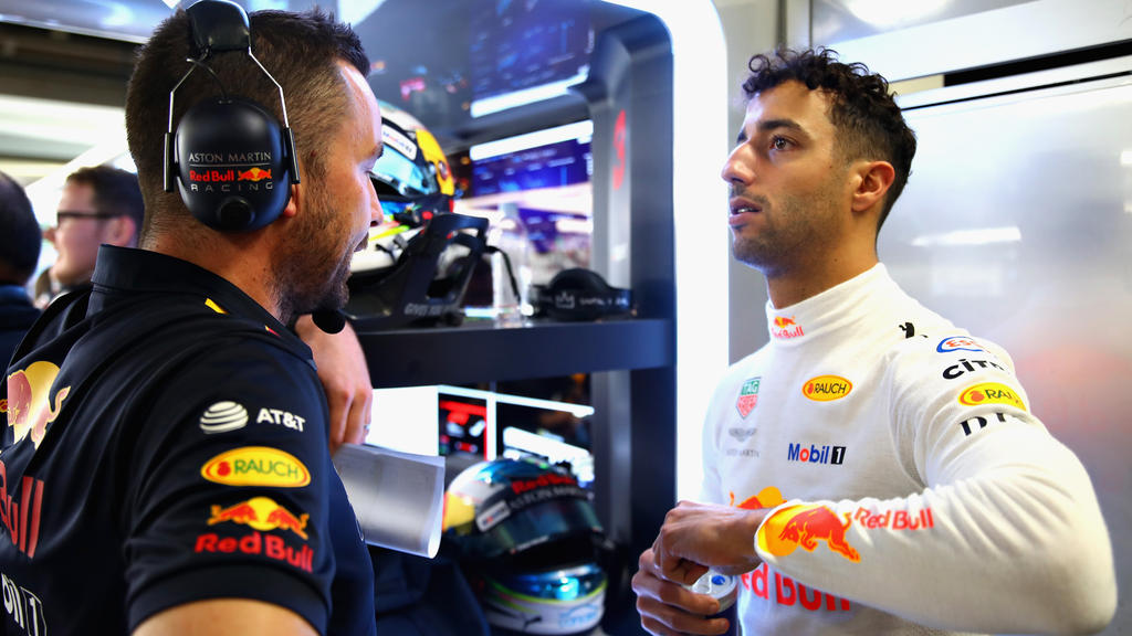 Schnappte sich Abiteboul Ricciardo, nur weil Red Bull Sainz nicht freigab? Schnappte sich Abiteboul Ricciardo, nur weil Red Bull Sainz nicht freigab?