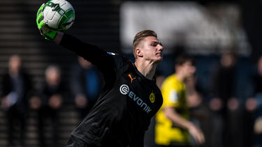 Luca Unbehaun musste bei der BVB-Pleite verletzt ausgewechselt werden
