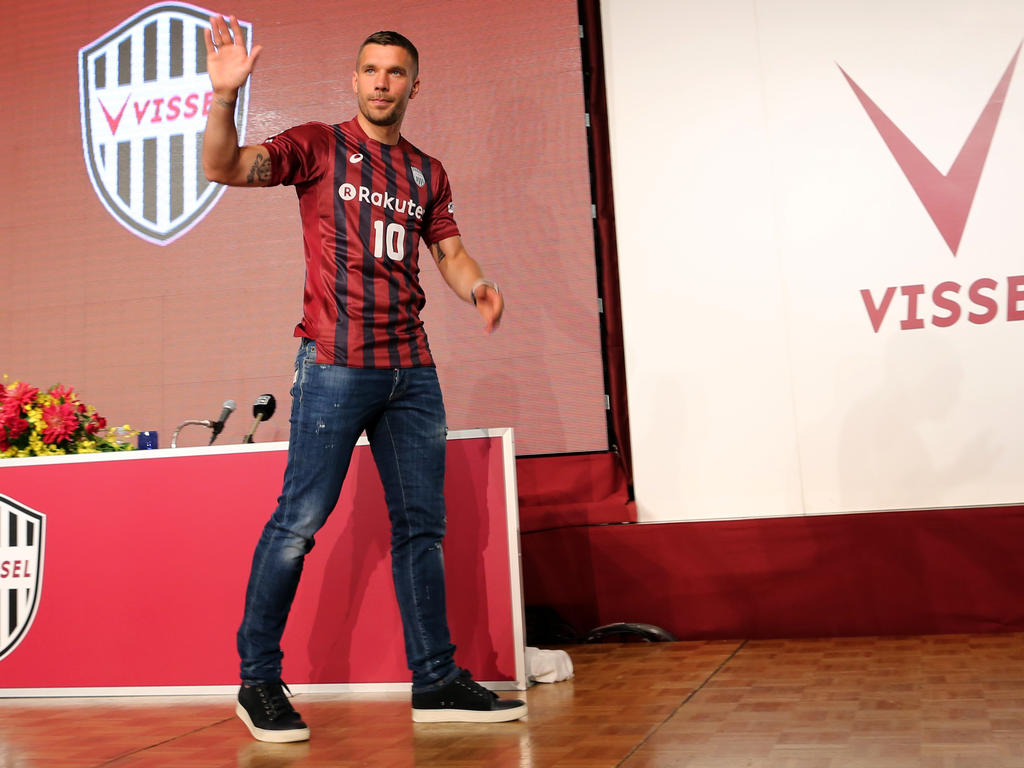 Lukas Podolski wurde von seinem neuen Arbeitgeber vorgestellt