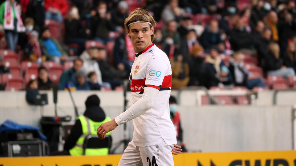 Wilde Transfer-Gerüchte um Borna Sosa vom VfB Stuttgart