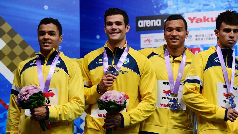 Die Sperre gegen Schwimmer Gabriel da Silva Santos (l.) wurde aufgehoben Die Sperre gegen Schwimmer Gabriel da Silva Santos (l.) wurde aufgehoben