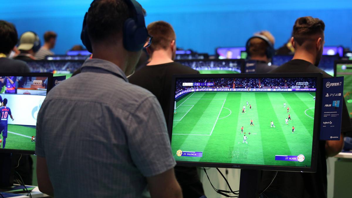 FIFA 21: EA reagiert mit Update auf Kritik an Autoblocks und Übersteigern FIFA 21: EA reagiert mit Update auf Kritik an Autoblocks und Übersteigern