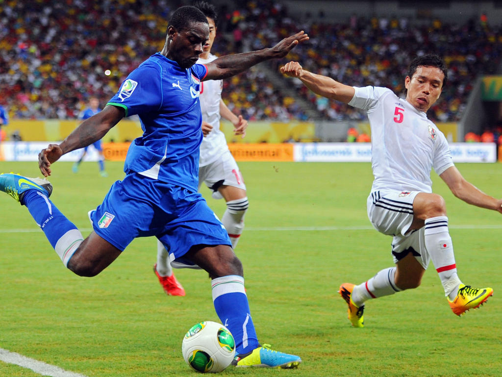 Mario Balotelli (l.) sorgt in der italienischen Nationalmannschaft immer wieder für Unruhe Mario Balotelli (l.) sorgt in der italienischen Nationalmannschaft immer wieder für Unruhe