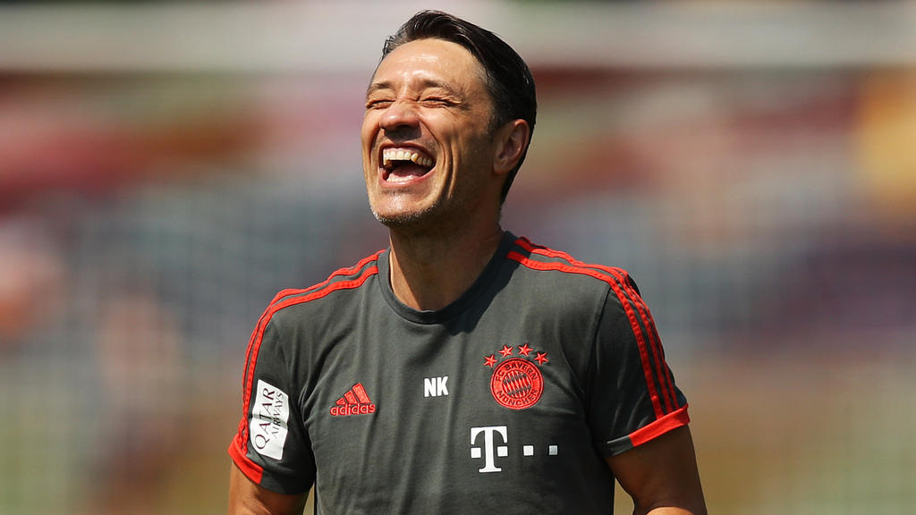 Niko Kovac, Trainer des FC Bayern München, steht vor seinem Pflichtspieldebüt