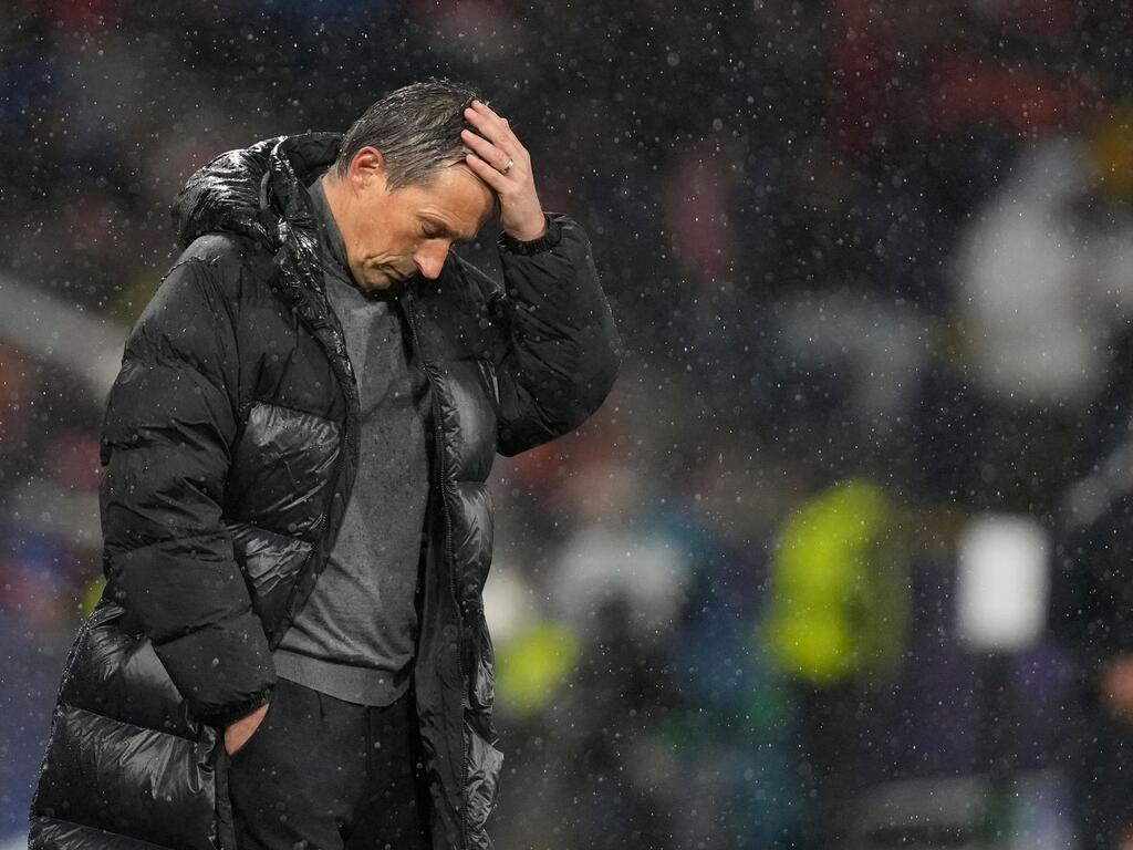 Benfica-Trainer Roger Schmidt gerät nach einer heftigen Niederlage in Portugal schwer unter Druck