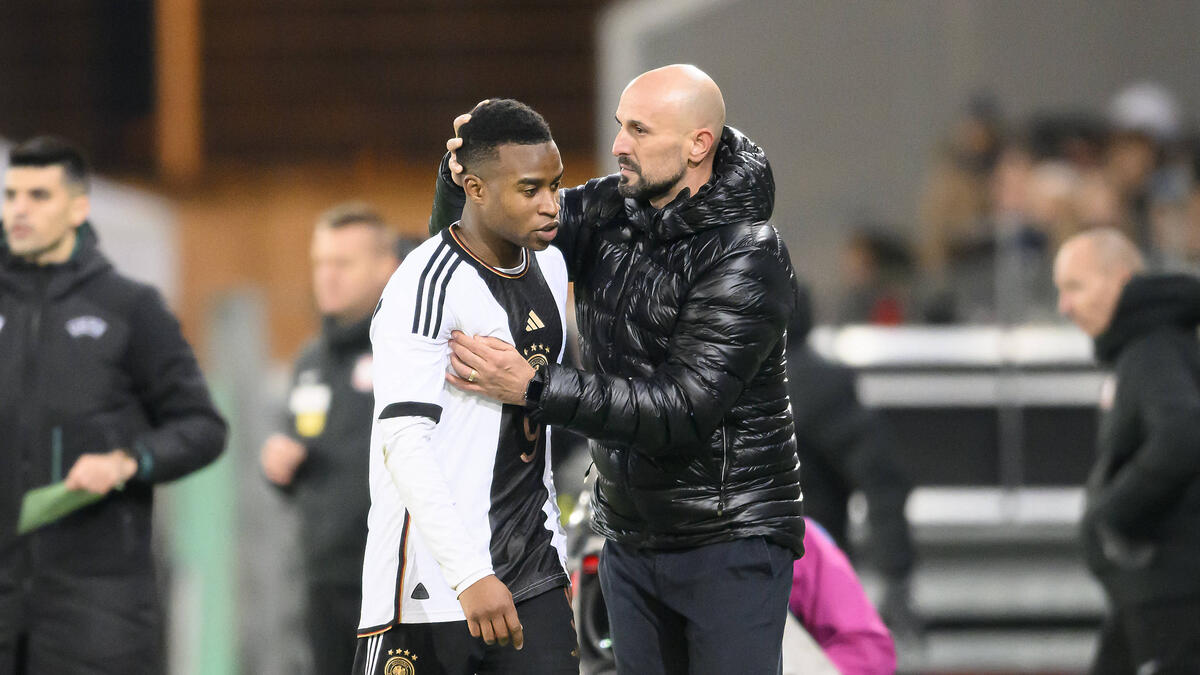 Der letzte Auftritt von Youssoufa Moukoko in der U21-Mannschaft von Antonio Di Salvo liegt schon länger zurück