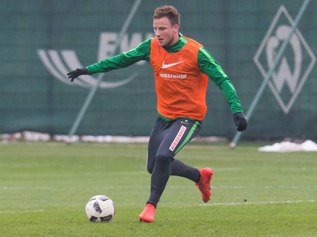 Zurück bei Werder im Mannschaftstraining: Philipp Bargfrede Zurück bei Werder im Mannschaftstraining: Philipp Bargfrede