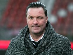 Stijn Vreven maakt zijn debuut als hoofdtrainer van NAC Breda. Zijn ploeg wint van Jong FC Utrecht in De Galgenwaard. (1-01-2017)