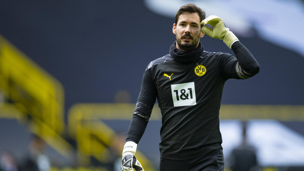 BVB-Keeper Roman Bürki liefert sich einen Rechtsstreit mit Eurowings BVB-Keeper Roman Bürki liefert sich einen Rechtsstreit mit Eurowings