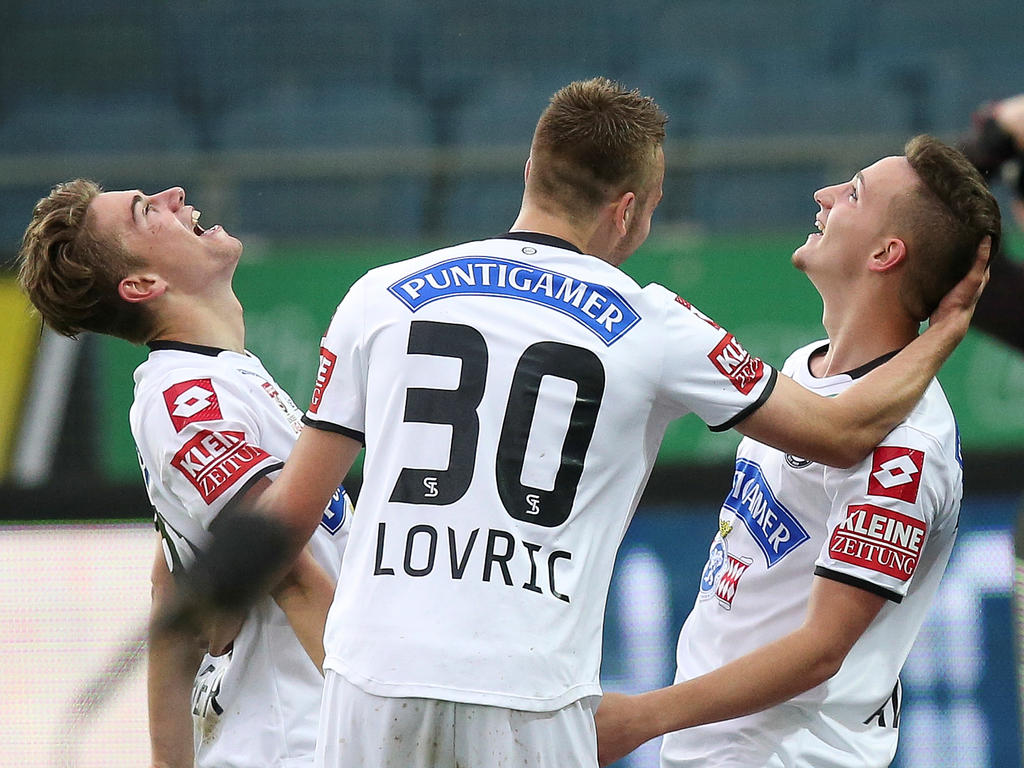 Sturm Graz feiert einen klaren 5:0-Heimerfolg über Aufsteiger Altach, überholt die Vorarlberger in der Tabelle und ist Dritter Sturm Graz feiert einen klaren 5:0-Heimerfolg über Aufsteiger Altach, überholt die Vorarlberger in der Tabelle und ist Dritter