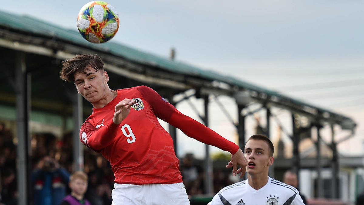 Deniz Pehlivan spielt in der Österreichischen U17-Nationalmannschaft Deniz Pehlivan spielt in der Österreichischen U17-Nationalmannschaft