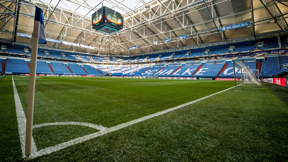 Auf Schalke wird am Mittwochabend Europapokal gespielt Auf Schalke wird am Mittwochabend Europapokal gespielt