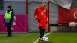 Einen Tag nach dem Trainingsauftakt muss Bayern-Star Matthijs de Ligt pausieren