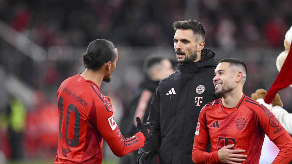 Sven Ulreich (M.) bleibt dem FC Bayern offenbar erhalten Sven Ulreich (M.) bleibt dem FC Bayern offenbar erhalten