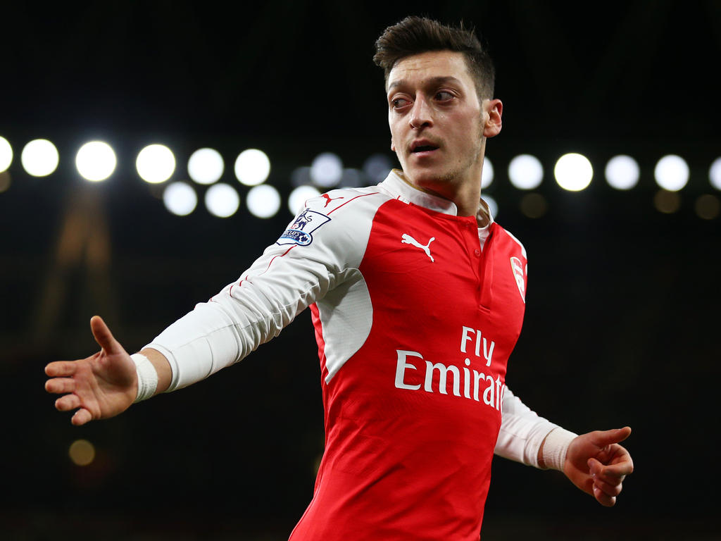Mesut Özil glaubt noch an einen Sieg in Barcelona Mesut Özil glaubt noch an einen Sieg in Barcelona