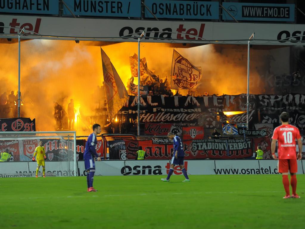 Anhänger des Halleschen FC zündeln in Osnabrück
