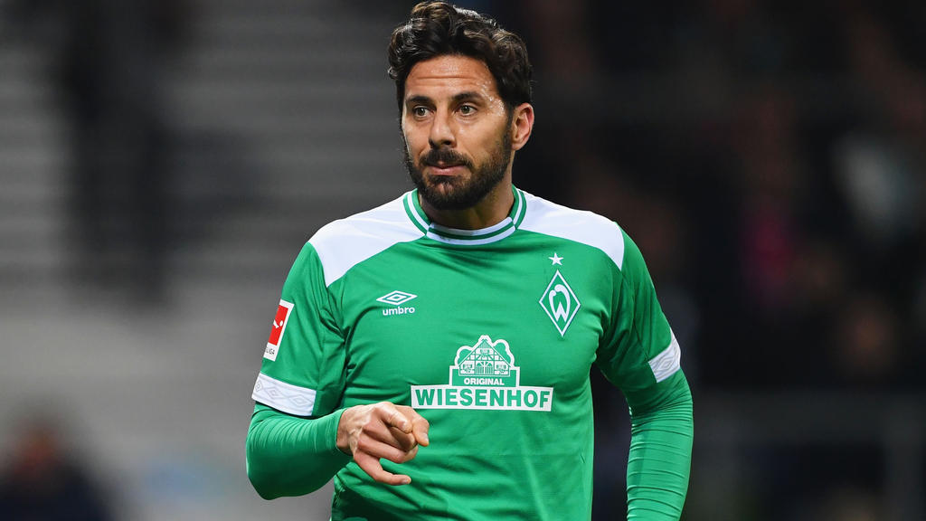 Pizarro sigue en activo en la Bundesliga. (Foto: Getty)