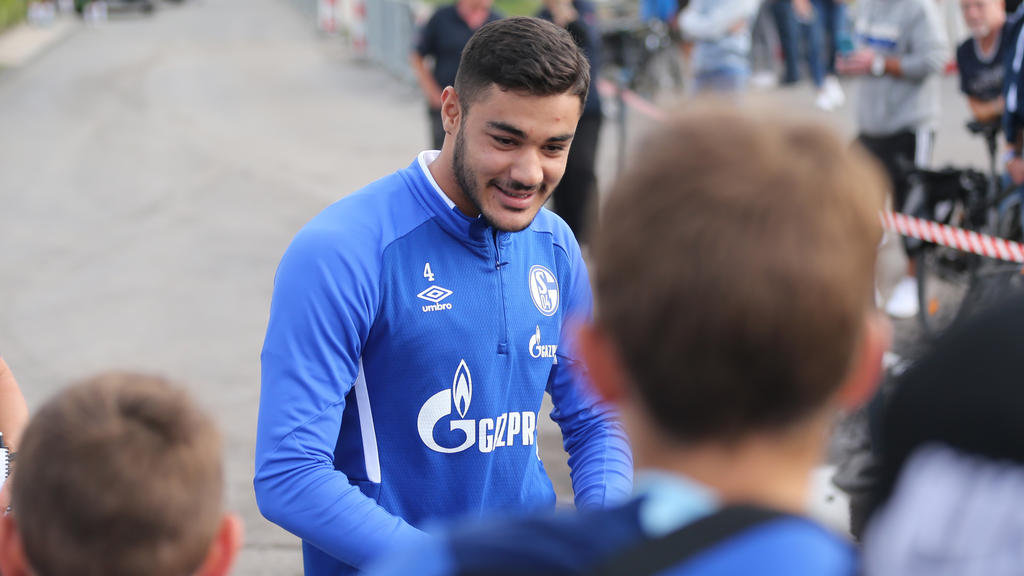 Ozan Kabak wechselte vom VfB Stuttgart zum FC Schalke 04