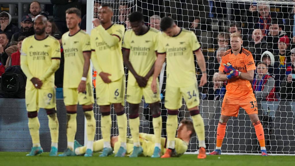 Arsenal's top four bid rocked