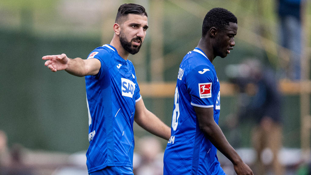 Neuzugang Munas Dabbur (l.) gab sein Debüt für die TSG Hoffenheim