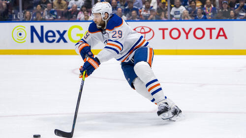 Leon Draisaitl und seine Edmonton Oilers haben in der NHL Kurs auf das Finale genommen
