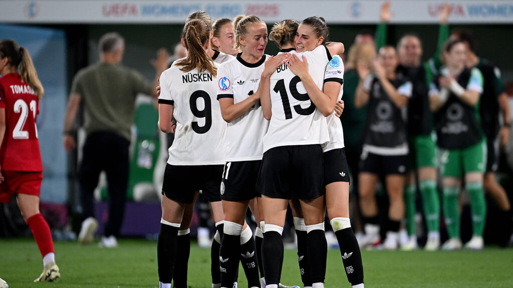 Die DFB-Frauen wollen bei der EM weiter angreifen Die DFB-Frauen wollen bei der EM weiter angreifen