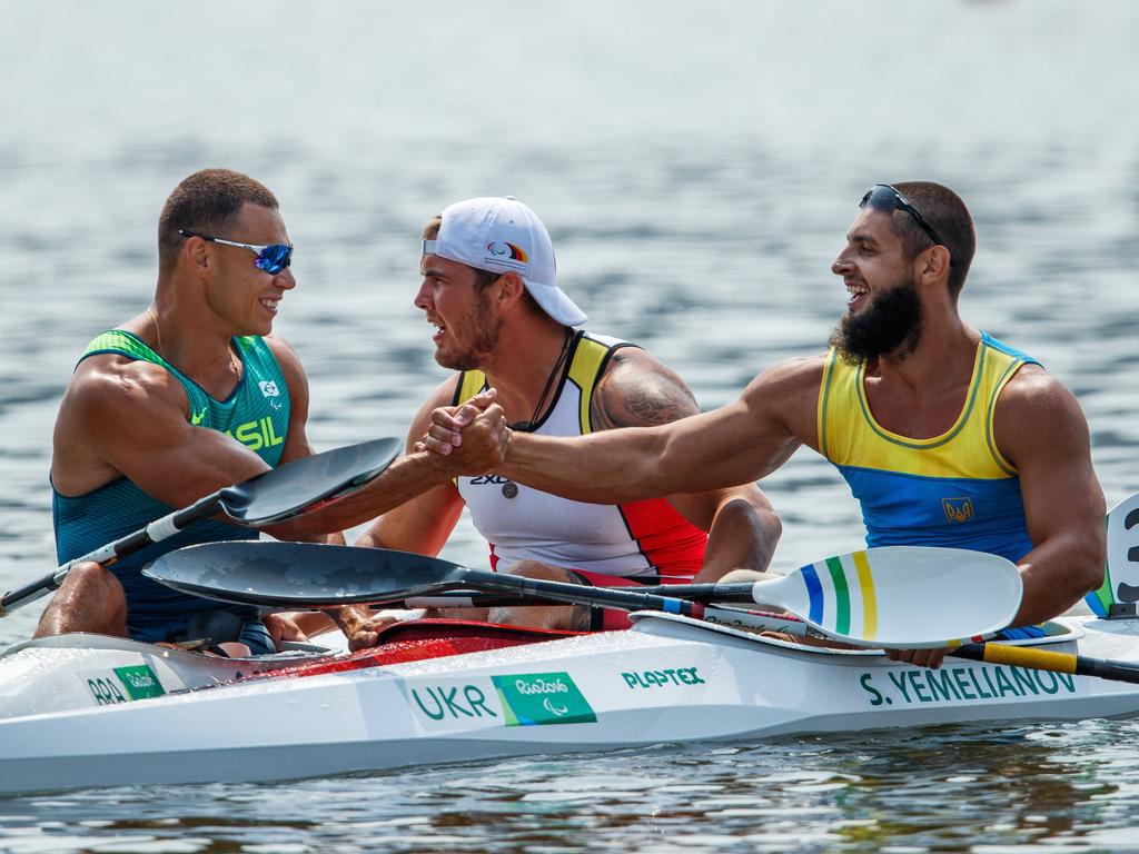 Paralympics: Tom Kierey (M.) gewinnt Silber im Kanu-Sprint Paralympics: Tom Kierey (M.) gewinnt Silber im Kanu-Sprint