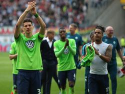 Die Wolfsburger um Mario Gomez (l.) sind für die letzten beiden Spiele zuversichtlich