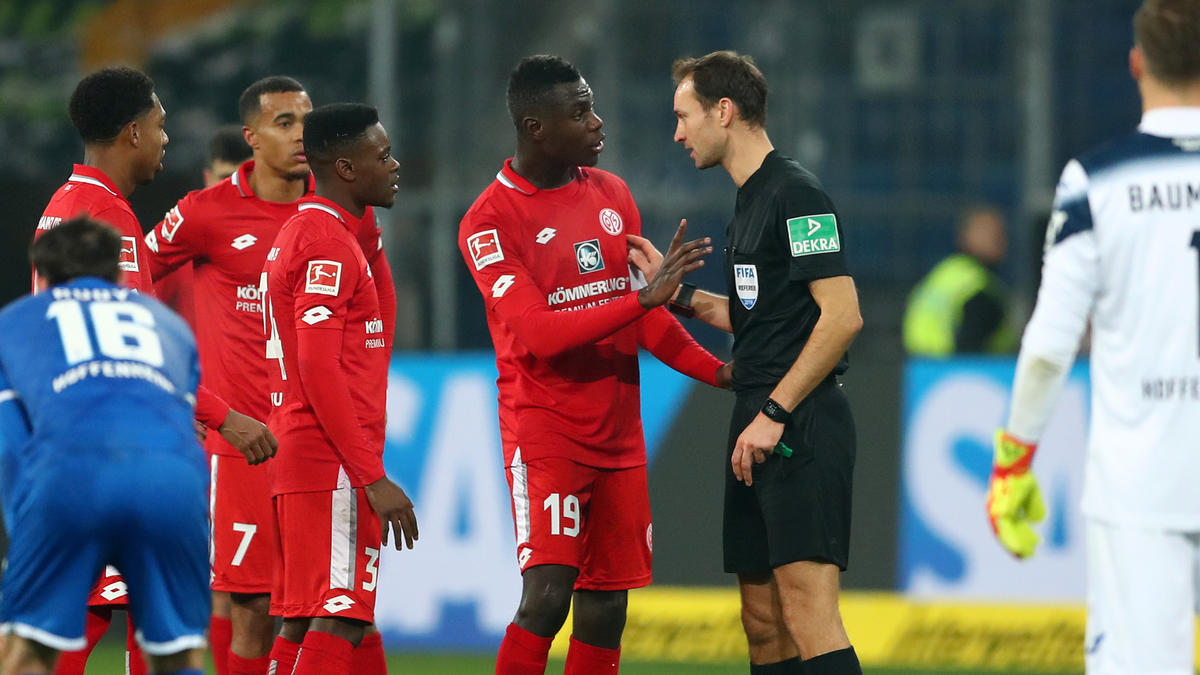 Ridle Baku vom FSV Mainz 05 für zwei Spiele gesperrt Ridle Baku vom FSV Mainz 05 für zwei Spiele gesperrt