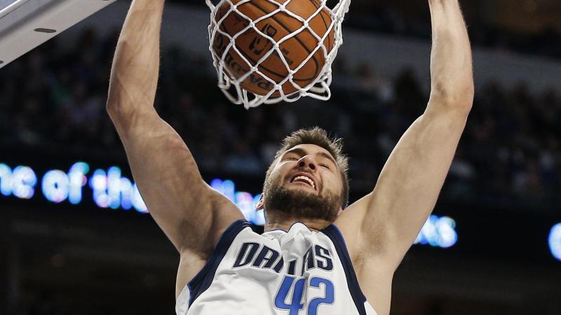 Maximilian Kleber konnte mit den Dallas Mavericks nicht gewinnen Maximilian Kleber konnte mit den Dallas Mavericks nicht gewinnen