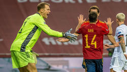 Manuel Neuer musste ganze sechs Mal hinter sich greifen