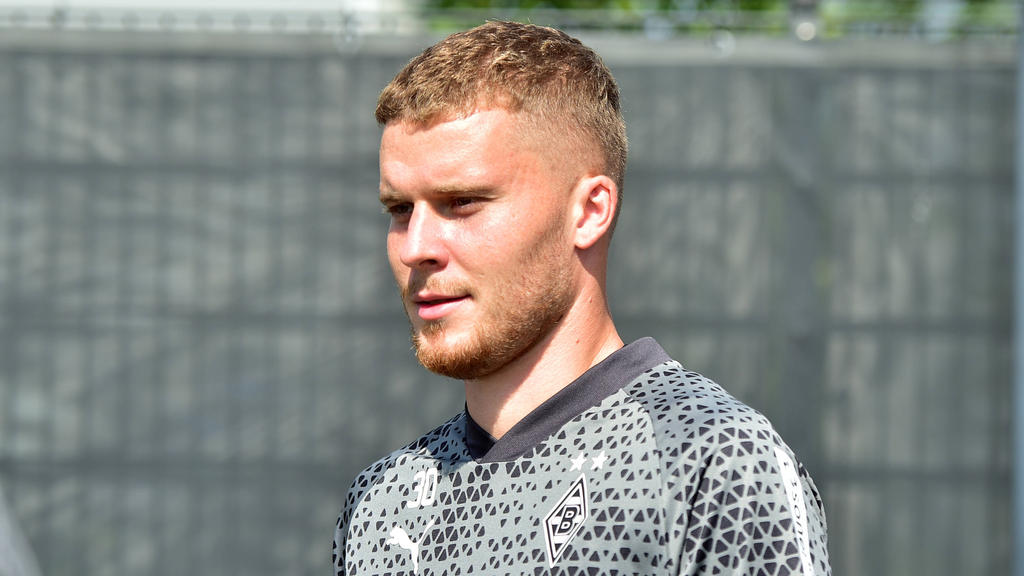 Nico Elvedi bleibt Gladbach treu Nico Elvedi bleibt Gladbach treu