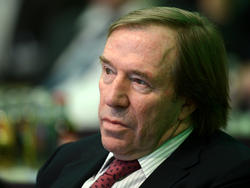 Günter Netzer hat bislang keine Klage gegen Theo Zwanziger 