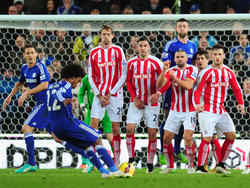 ¿Encontrará el Chelsea el hueco en la pared defensiva del Stoke City? (Foto: Getty)