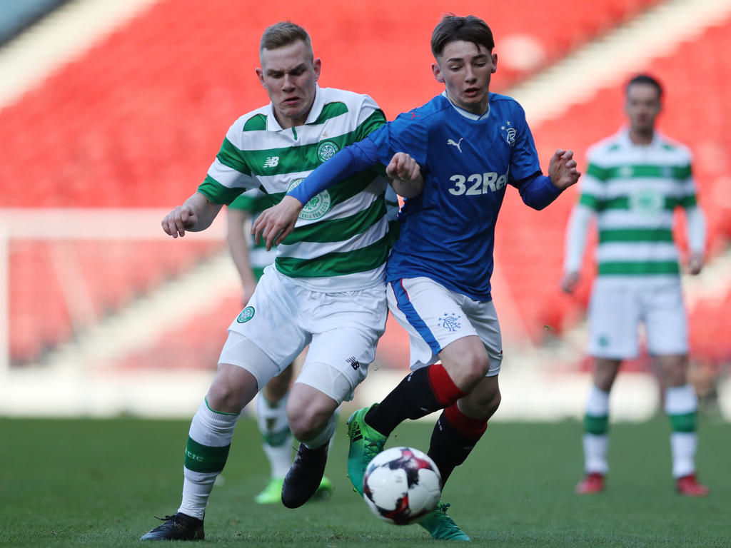 Billy Gilmour (r.)