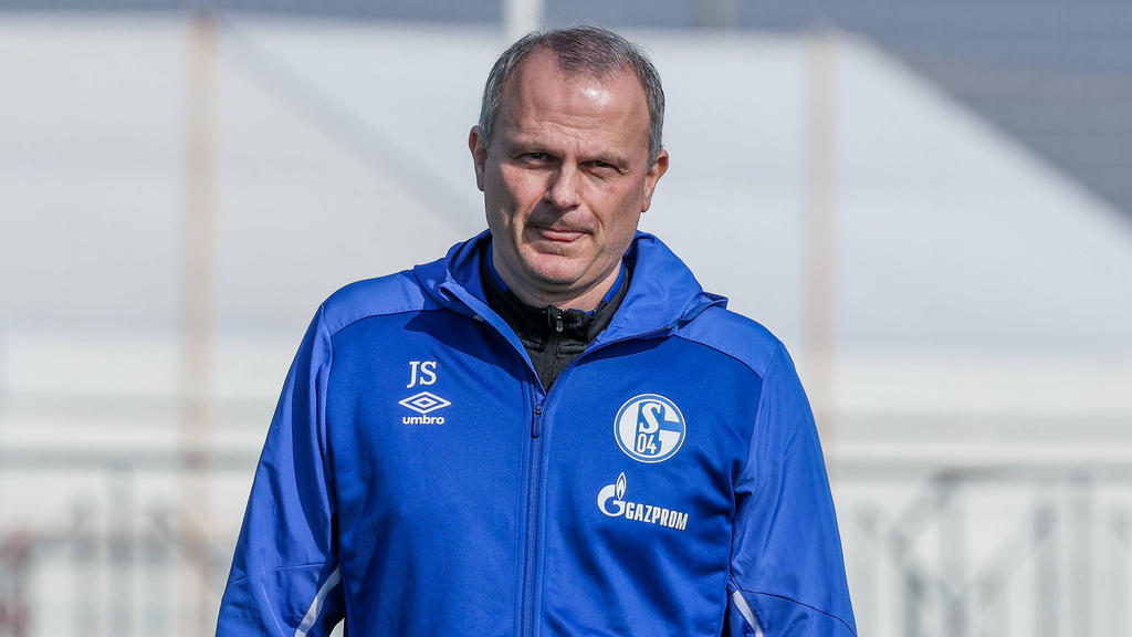 Schalke-Sportvorstand Jochen Schneider hatte wohl Iron Gomis im Blick
