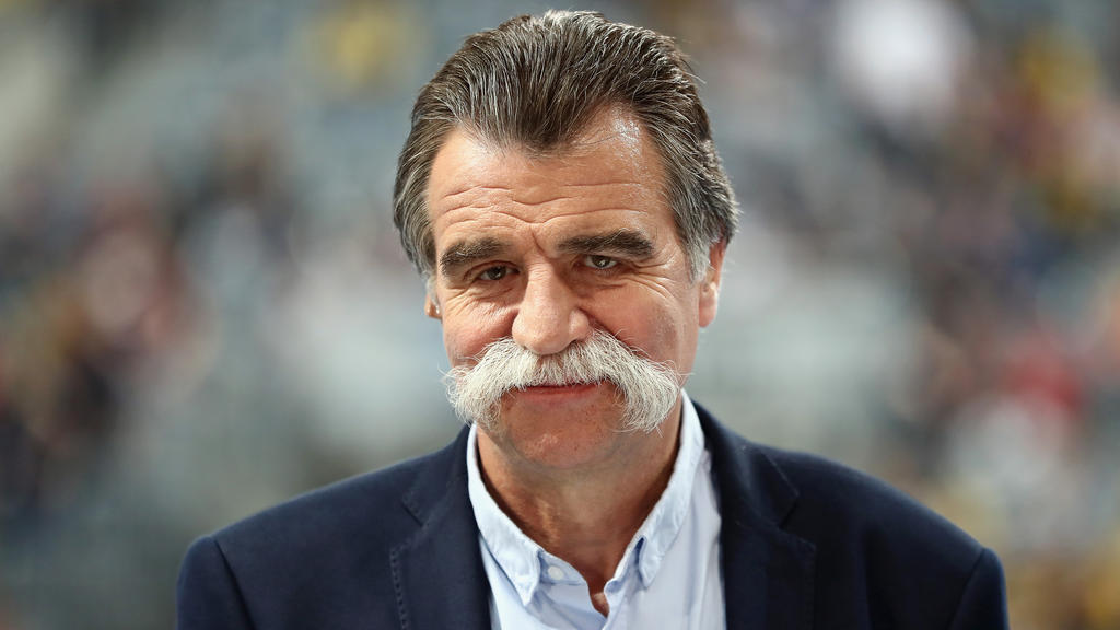 Heiner Brand traut dem DHB-Team den großen Coup zu Heiner Brand traut dem DHB-Team den großen Coup zu